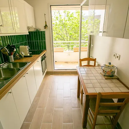 Jerickais A La Defense Apartment *