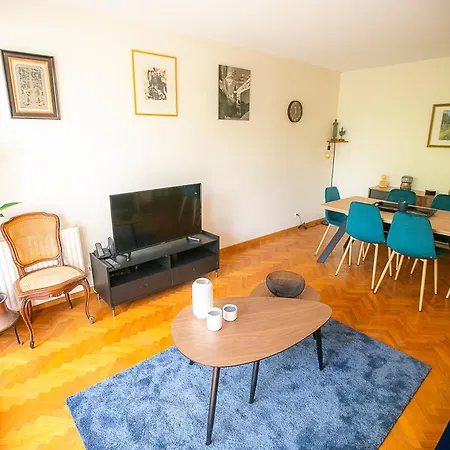 Jerickais A La Defense Apartment Courbevoie