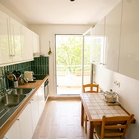 Apartment Jerickais A La Defense Courbevoie
